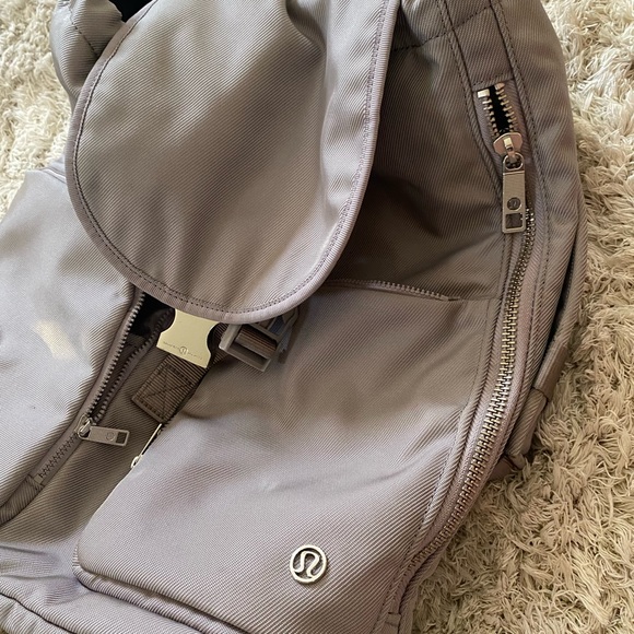 Lululemon backpack - Picture 6 of 7